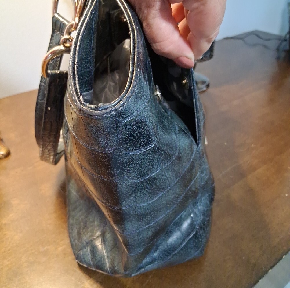 New Directions Black Croc-Embossed Tote Bag with Gold Hardware - Picture 5 of 16